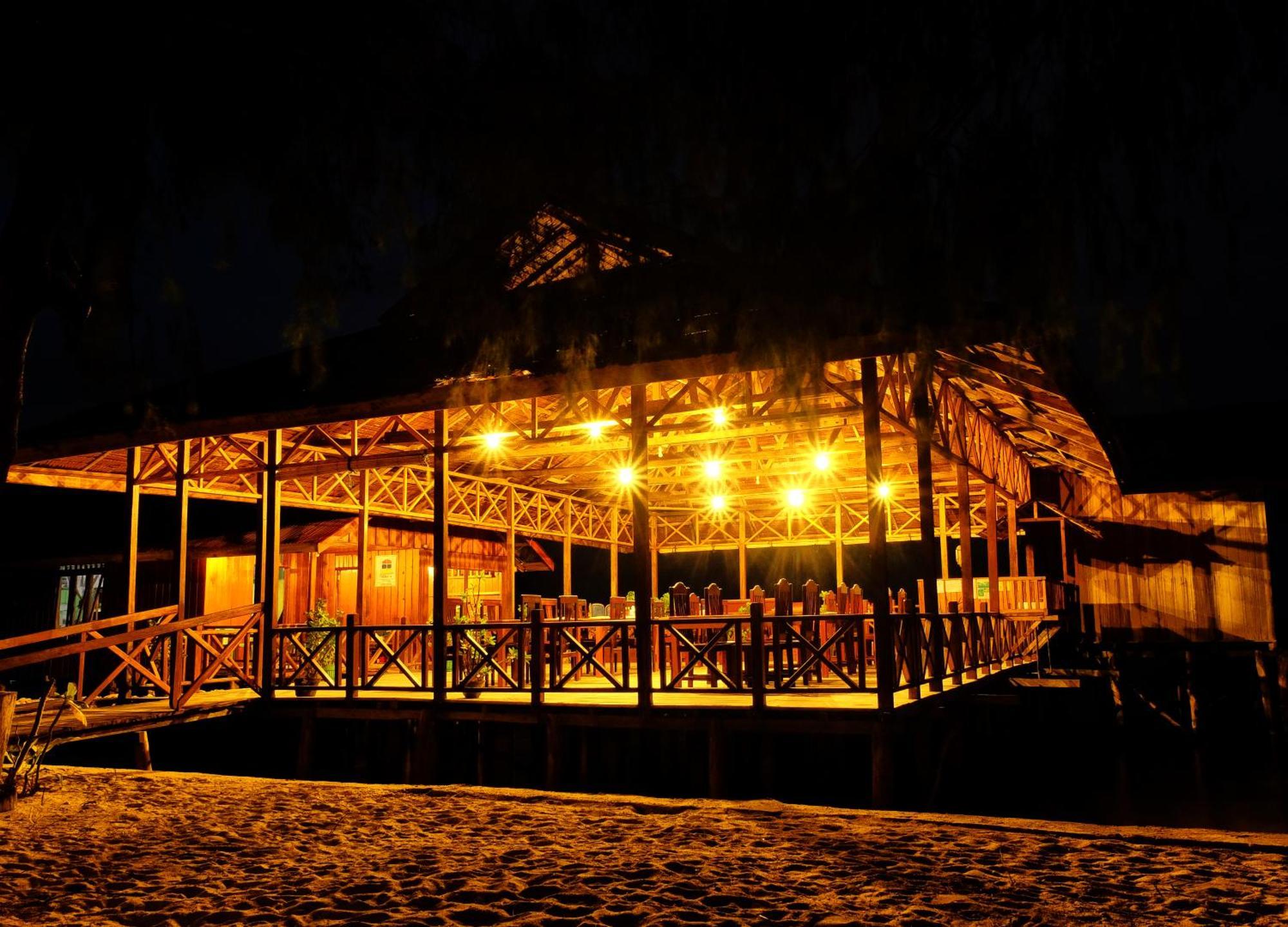 Bolilanga Island Resort - Togean Island Angkayo Exterior photo