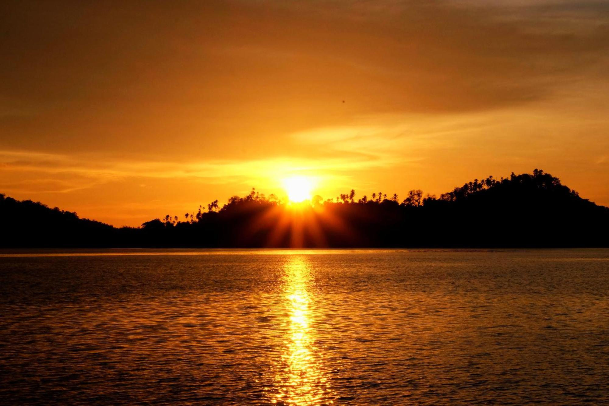 Bolilanga Island Resort - Togean Island Angkayo Exterior photo
