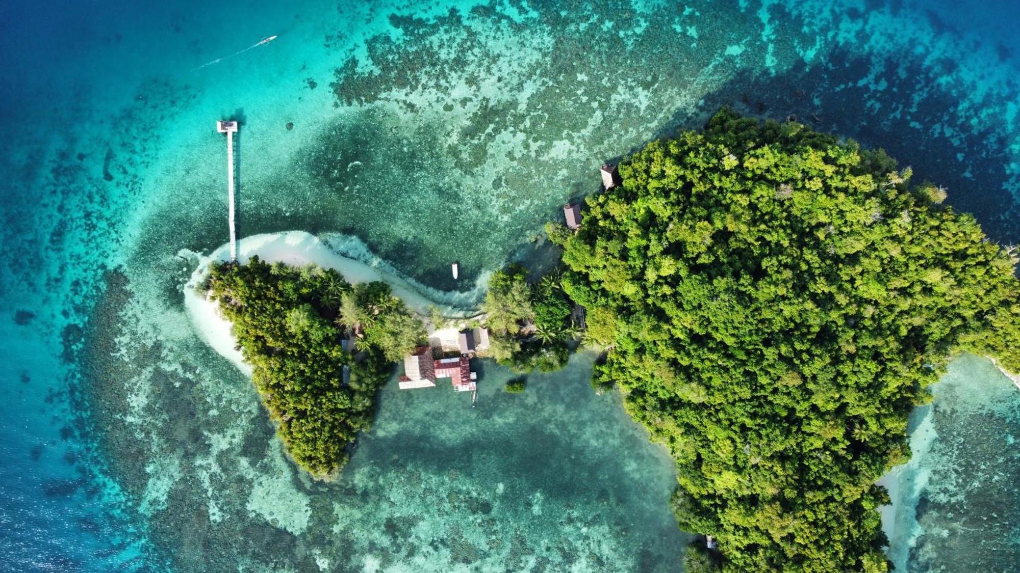 Bolilanga Island Resort - Togean Island Angkayo Exterior photo